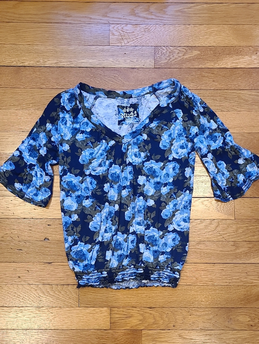 Mudd Navy Blue Floral V-Neck Blouse